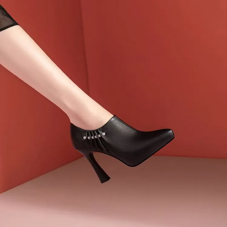 法式气质单鞋女尖头2025春秋新款黑色珍珠深口高跟鞋真软皮女鞋