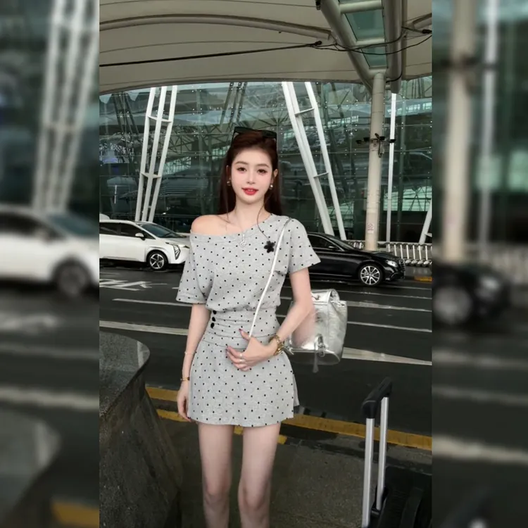 小个子韩系洋气减龄穿搭一整套时尚套装2025年夏季灰色两件套女装