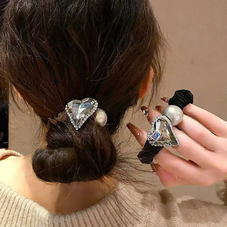 韩版时尚珍珠爱心发圈精致闪钻马尾头绳百搭简约扎丸子头发绳皮筋
