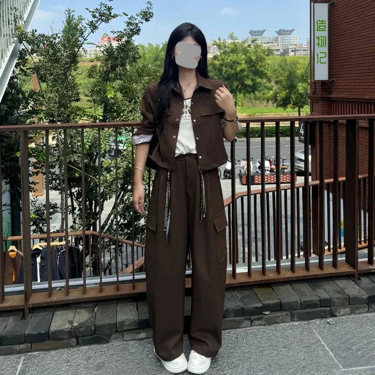 小众炸街高级感套装女2025春秋新款翻领外套吊带背心阔腿裤三件套