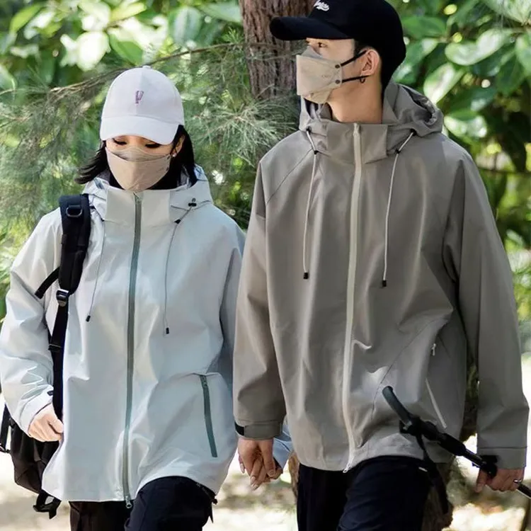 BIG&BIA STUDIO户外冲锋衣潮流外套男女情侣卡防风防水透气休闲