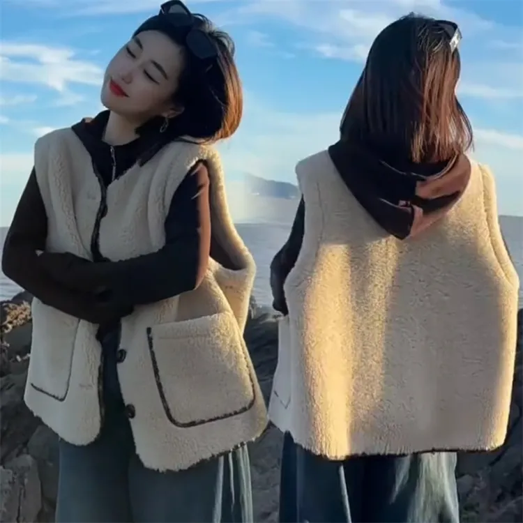 复古洋气圆领纯色两面可穿皮毛一体马甲外套女秋冬款休闲时髦上衣