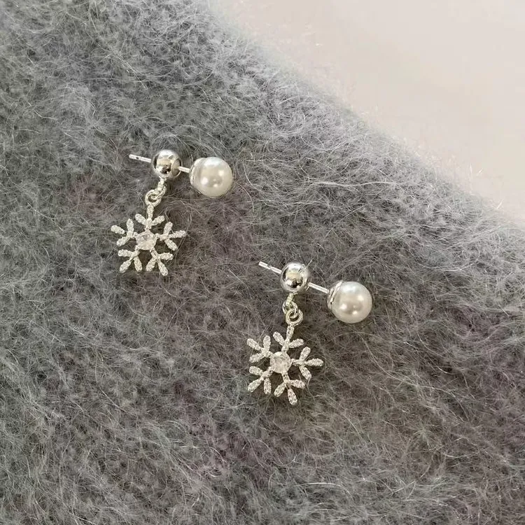 CAIEM KAIET 925银耳饰 S925银针清冷强光珍珠雪花耳环法式简约