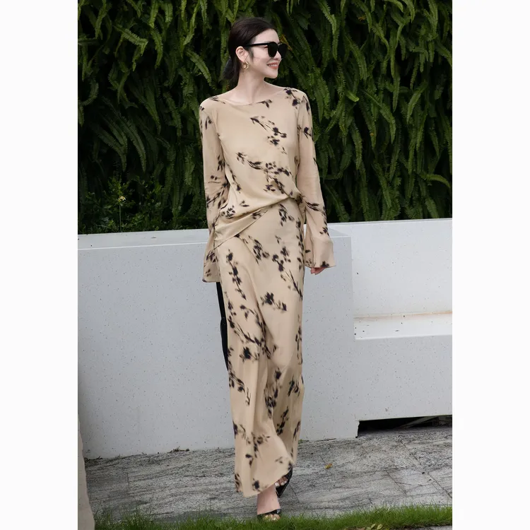 ZEROYK时尚套装女秋季新款轻奢名媛气质真丝印花上衣半身裙两件套