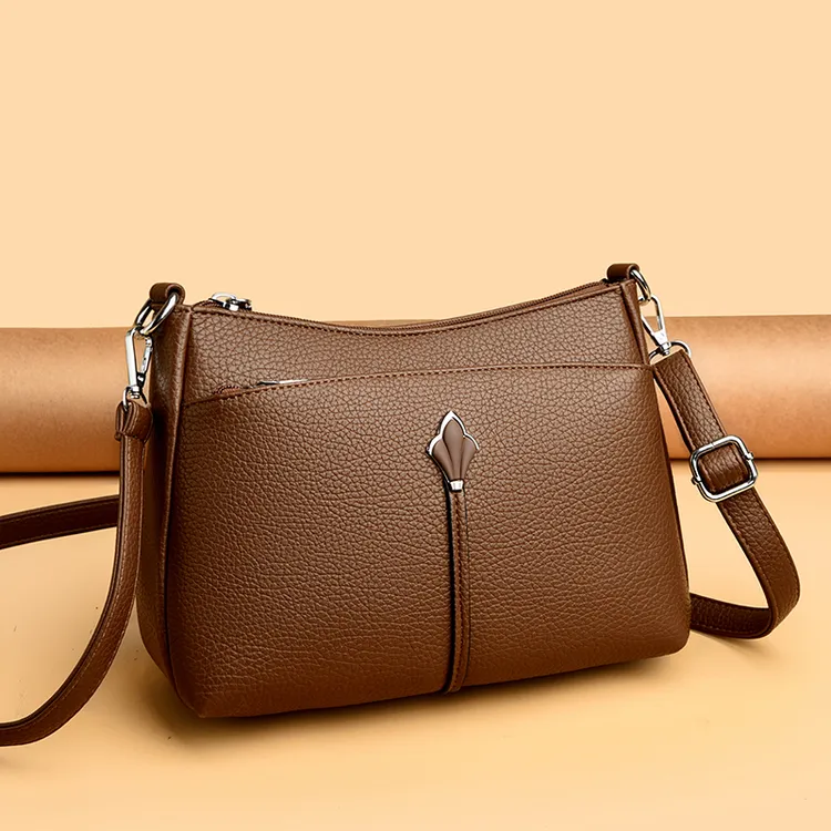 新款女士斜挎包软皮单肩包时尚百搭韩版通勤大容量三层拉链女包