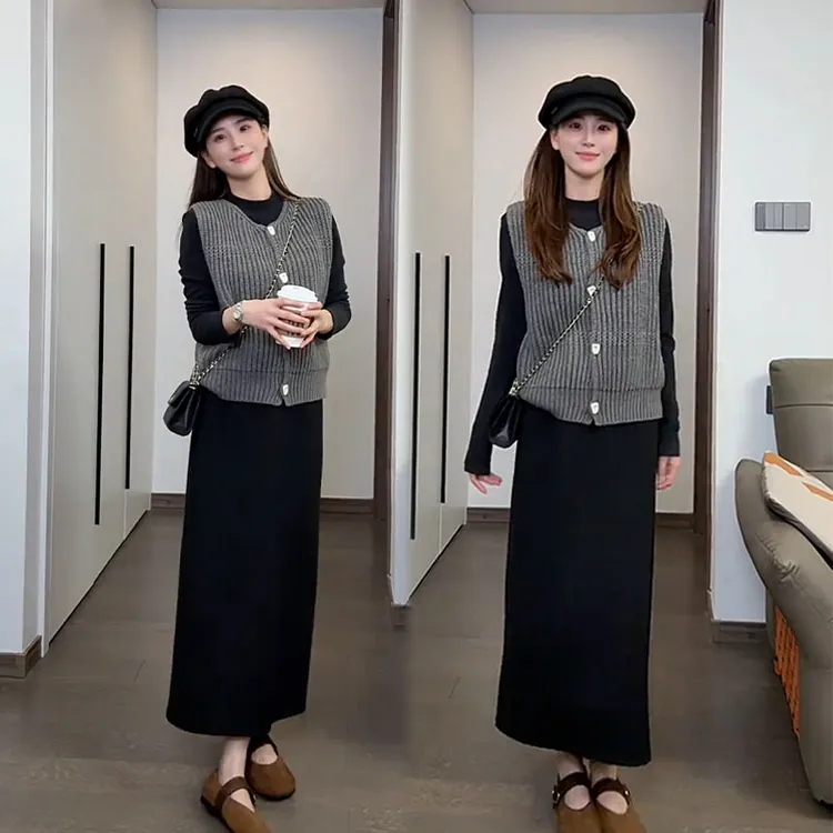 早秋新款设计感韩系一整套百搭无袖马甲女打底衫休闲半身裙三件套
