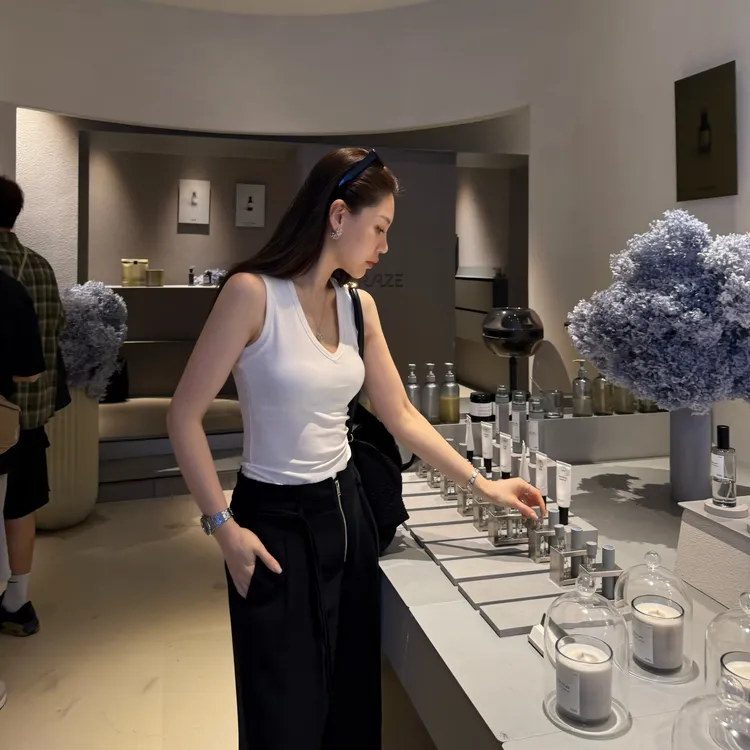 王嬛嬛MsLime25年新款“春日必入”莱赛尔棉背心 HD2A0601