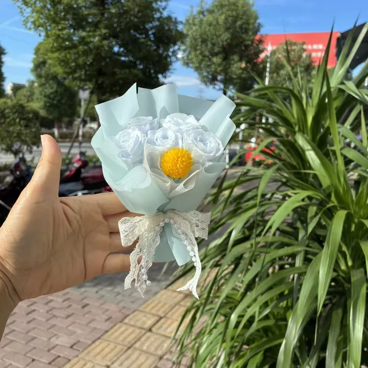 迷你小花束车展永生花玫瑰花干花适合送女友老师的礼物