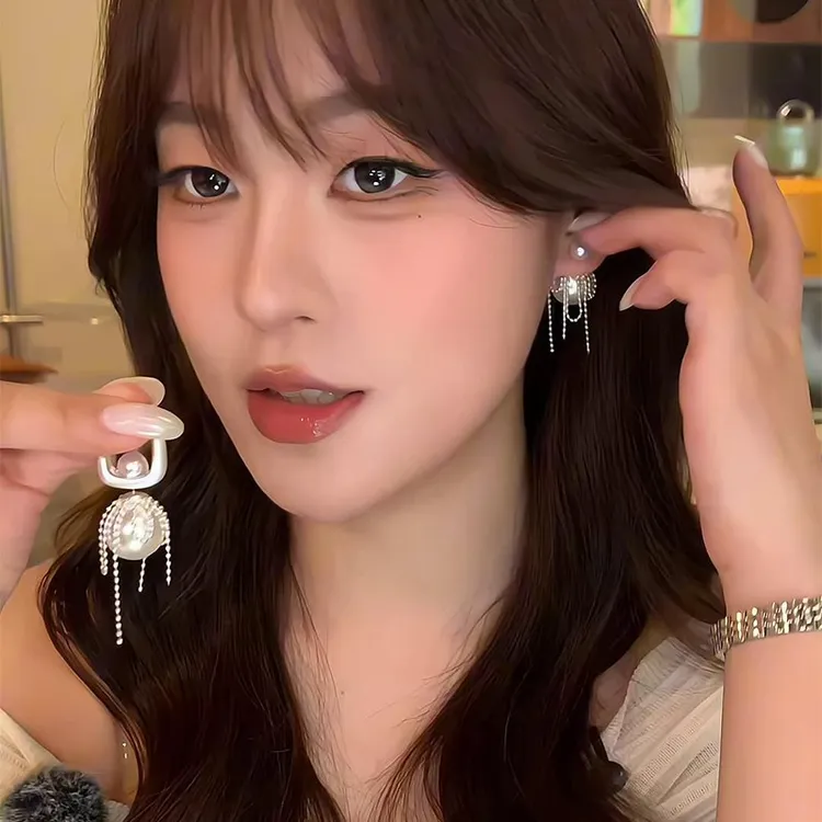 合金仿珍珠耳饰 百搭珍珠耳环女生高级感轻奢流苏耳饰时尚气质