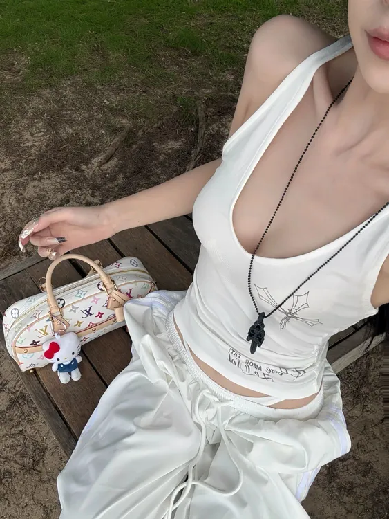 美式复古辣妹十字架印花挂脖无袖吊带背心女夏季新款洋气短款上衣