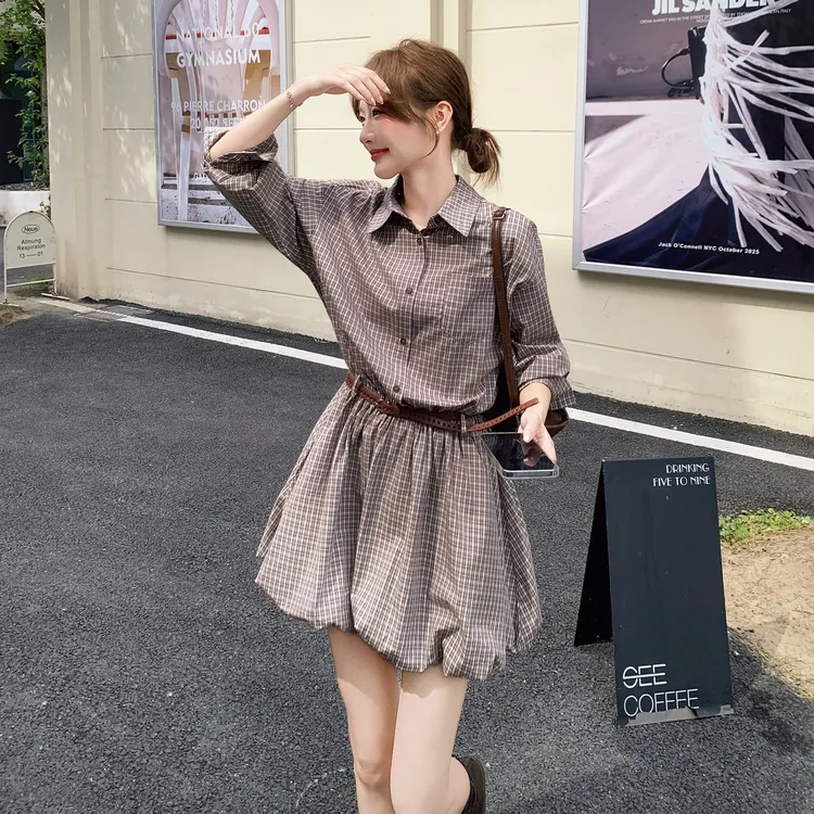 休闲学院风元气减龄衬衫裙女早秋新款时髦少女感收腰拼接连衣裙