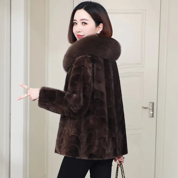 真貂皮大衣女新款2025冬装爆款小个子妈妈宽松水貂毛外套海宁皮草