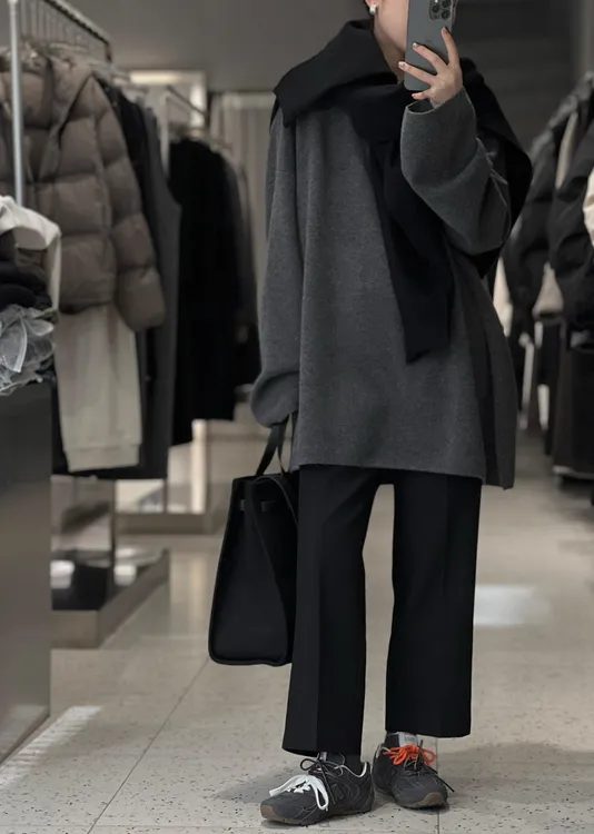 2025春季新款韩版软糯慵懒风灰色长款针织上衣黑色直筒休闲裤套装