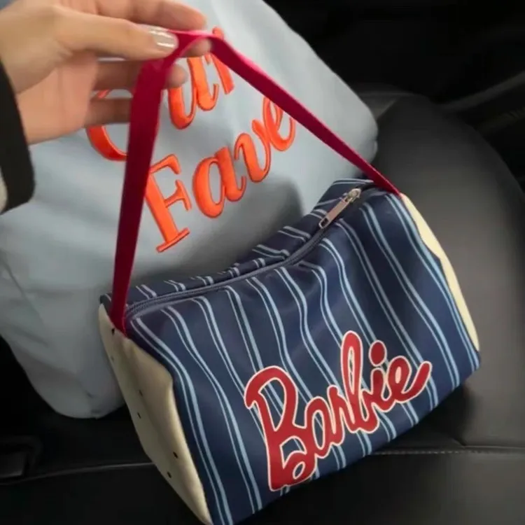 美式复古可手提大容量立体加宽化妆洗漱零钱收纳包