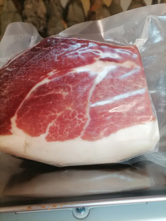 正宗宣威农家火腿中方部位  每斤(500g)