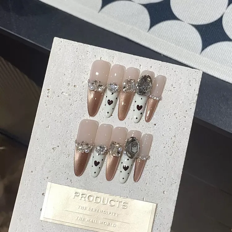 手工穿戴甲显白猫眼渐变美甲珍珠小碎钻设计高级斑点