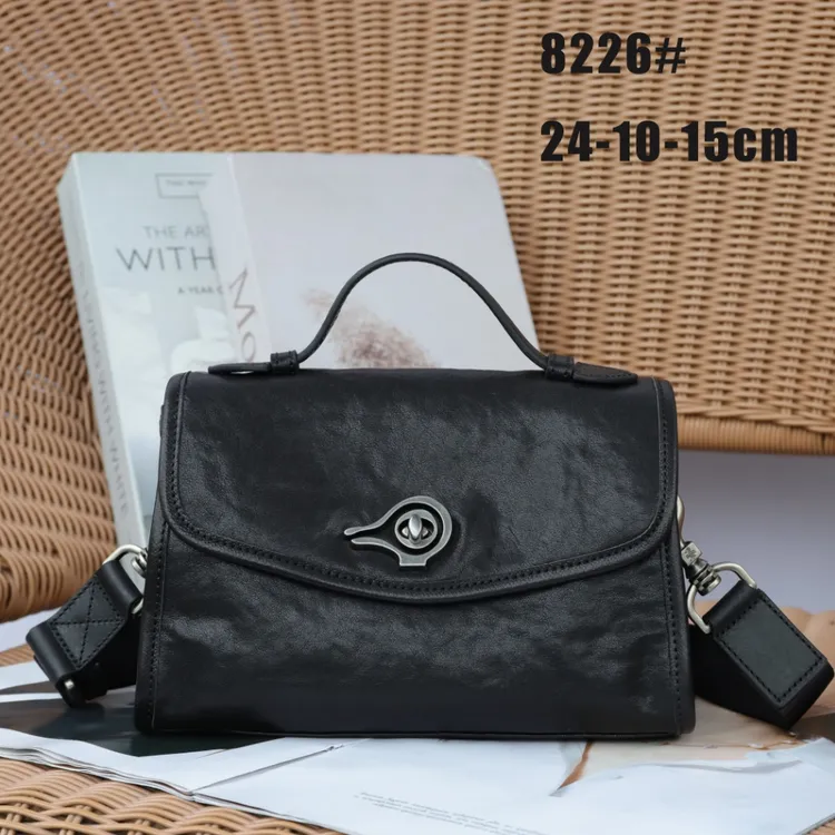 8226#鸟牌新款复古信封包水晶植鞣牛皮单肩斜挎包