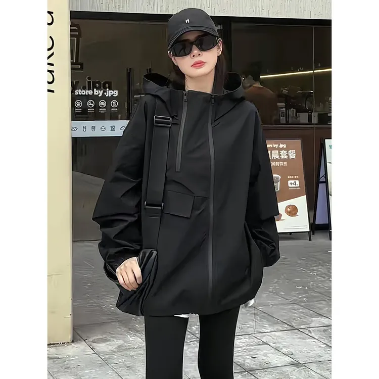 美式oversize高级感黑色冲锋衣女春秋季当季新款休闲宽松连帽外套
