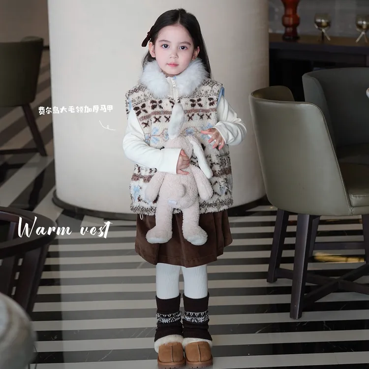 AnnieGirl冬季新款圣诞费尔岛复古提花羊羔绒马甲女童冬保暖