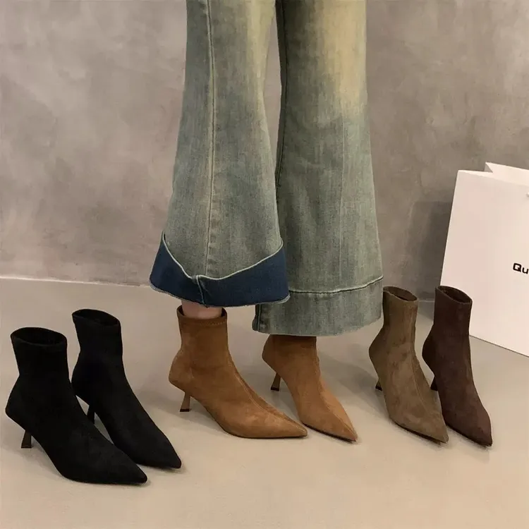 2025秋冬气质细跟加绒裸靴套筒弹力瘦瘦靴子小猫跟尖头绒面短靴女