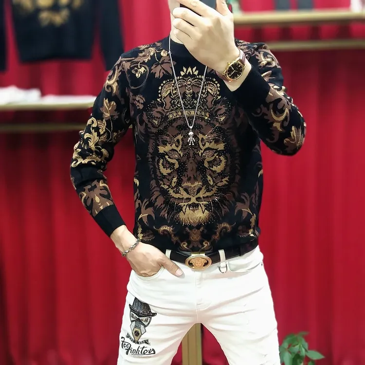 秋冬新款休闲时尚皇冠提花烫钻男士保暖修身潮流百搭厚款针织毛衣