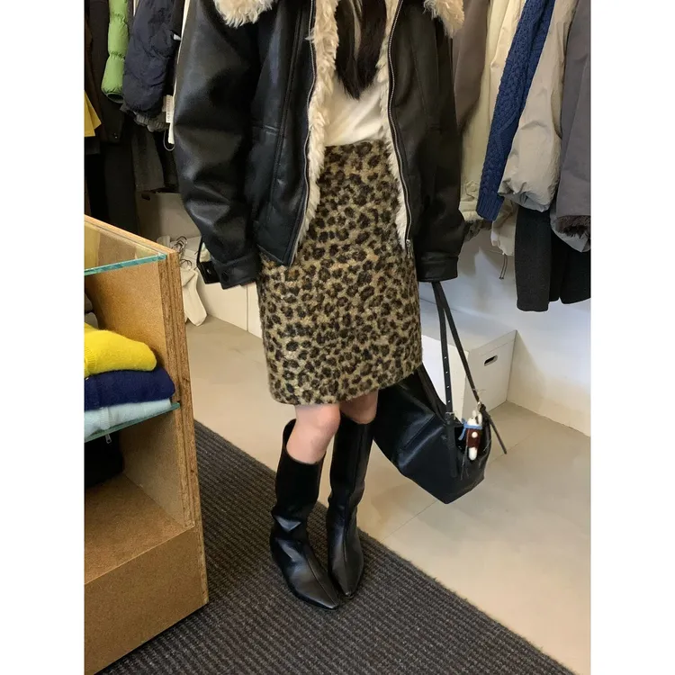 美式复古加厚豹纹毛呢半身裙女冬季新款百搭羊羔毛咖色中裙包臀裙