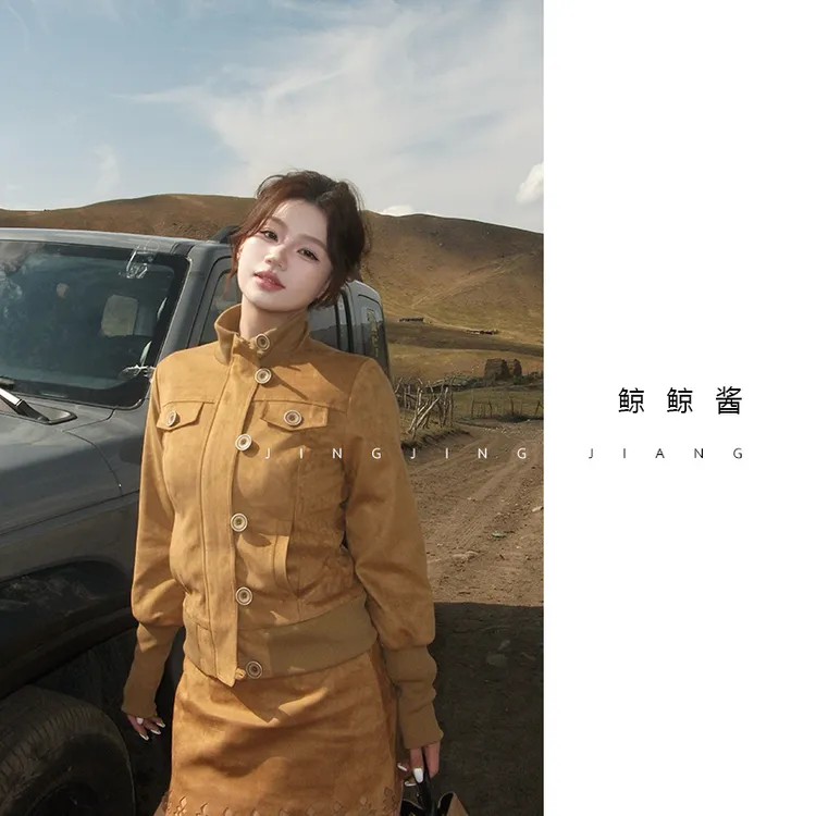 ZOZ鲸鲸酱【都市封面】复古半高领短外套2025上衣女通勤百搭外套