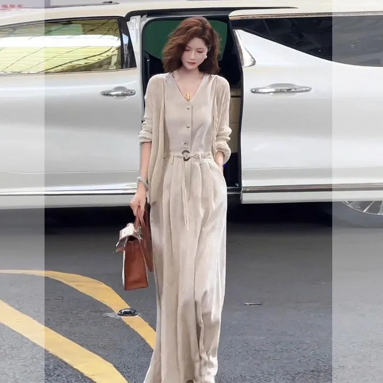 今年流行爆款气质名媛高端女神范高级感精致大方得体杏色洋装夏