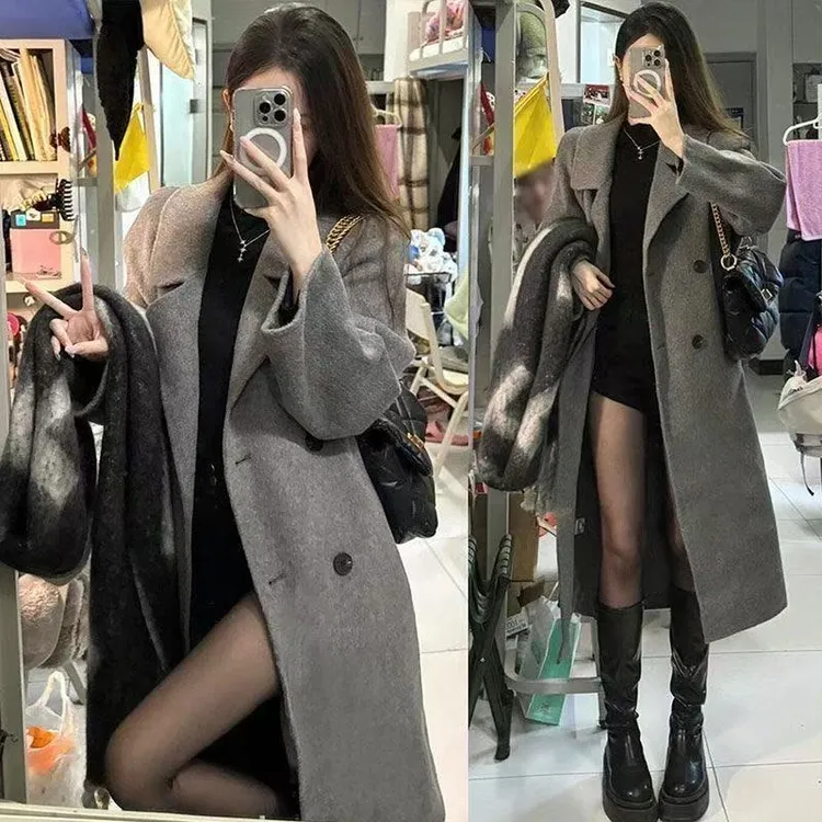 赫本风中长款呢子大衣女秋冬季加绒加厚小个子高级感正肩毛呢外套
