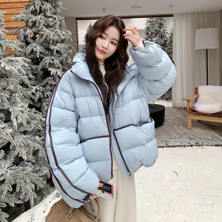 浅蓝色减龄设计感90白鸭绒羽绒服女2025冬季新款时尚宽松保暖外套