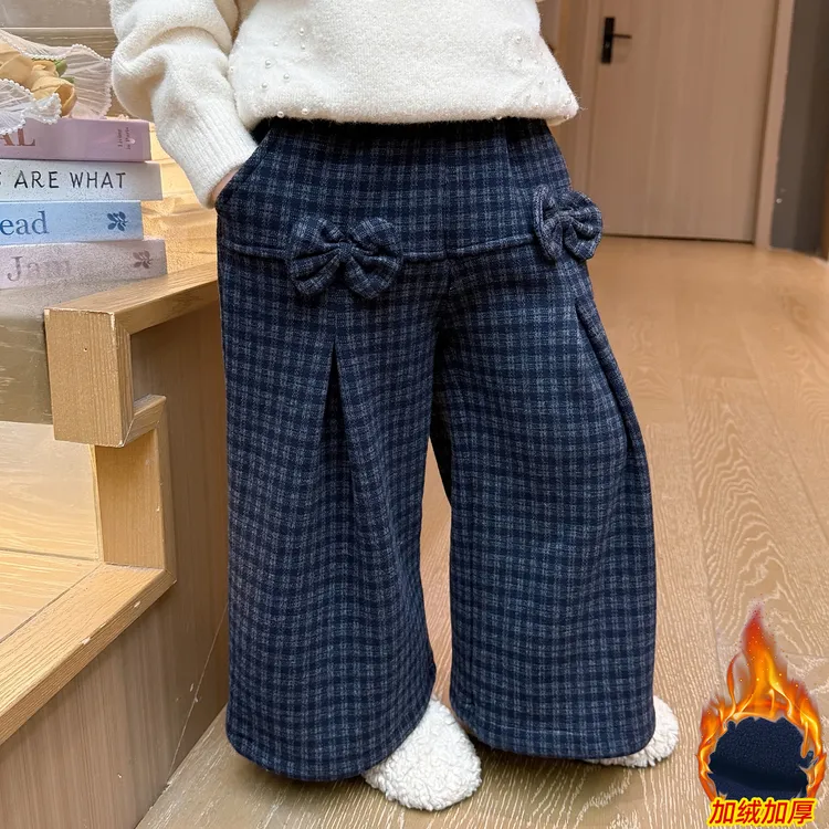 女童加绒阔腿裤秋冬季一体绒儿童休闲格子裤宝宝时髦宽松直筒裤子