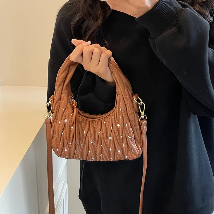 新款女包休闲单肩斜跨包女包腋下百搭褶皱饺子包洋气手提包法棍包