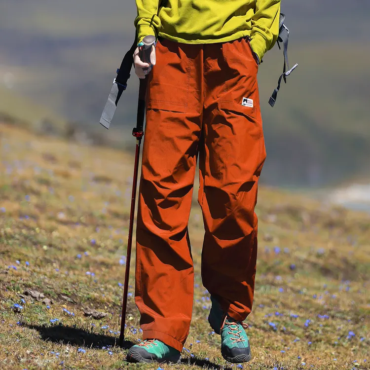 雪丘岛户外冬季新款加绒裤防风休闲徒步宽松显瘦加厚直筒裤女款