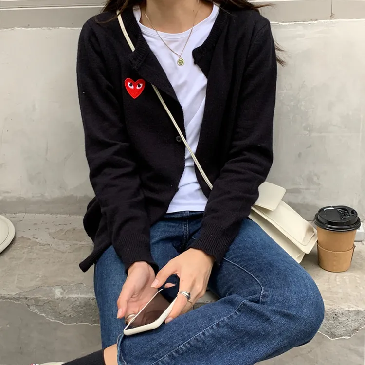 2025秋季韩版学院风圆领桃心针织开衫女大码胖mm显瘦修身百搭上衣