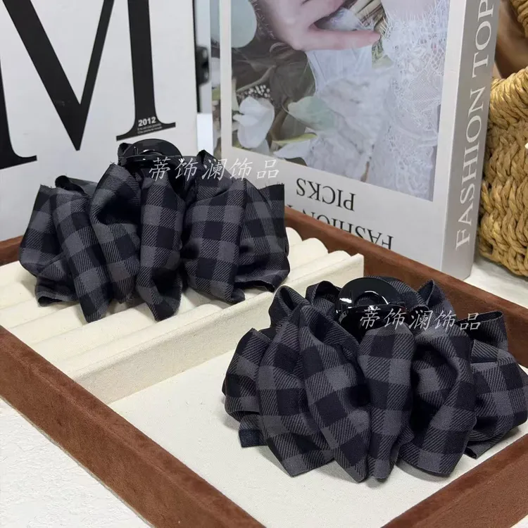 韩系格子云朵泡泡抓夹气质百搭韩系鲨鱼抓夹