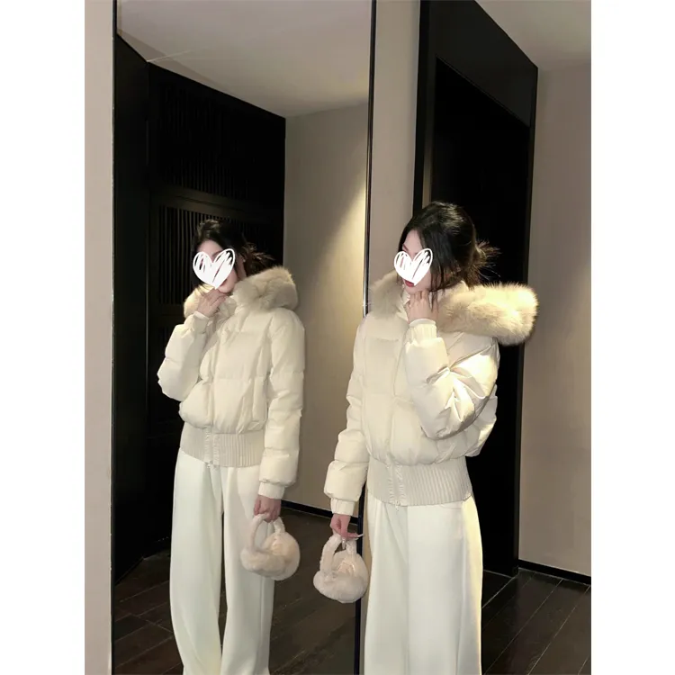 白色大毛领羽绒服女短款2025冬季收腰显瘦连帽90白鸭绒面包服外套