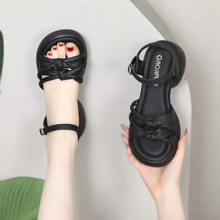 厚底凉鞋女夏季外穿小个子显高软底配裙子不累脚舒适增高一字带鞋