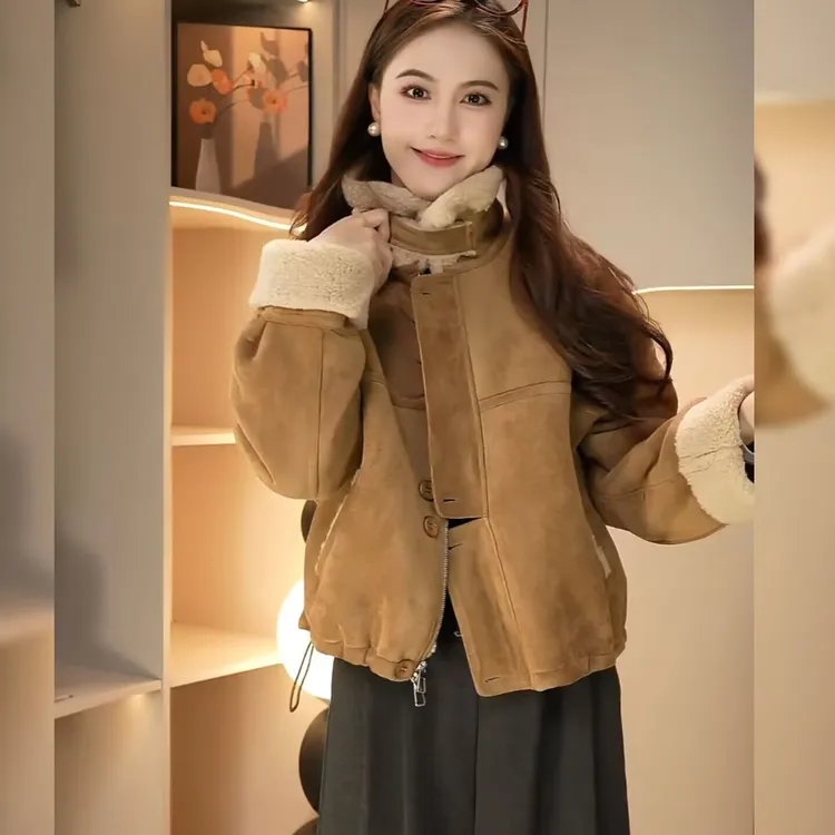 小香风皮毛一体羊羔毛短款外套2025冬款加厚保暖网红洋气炸街女装