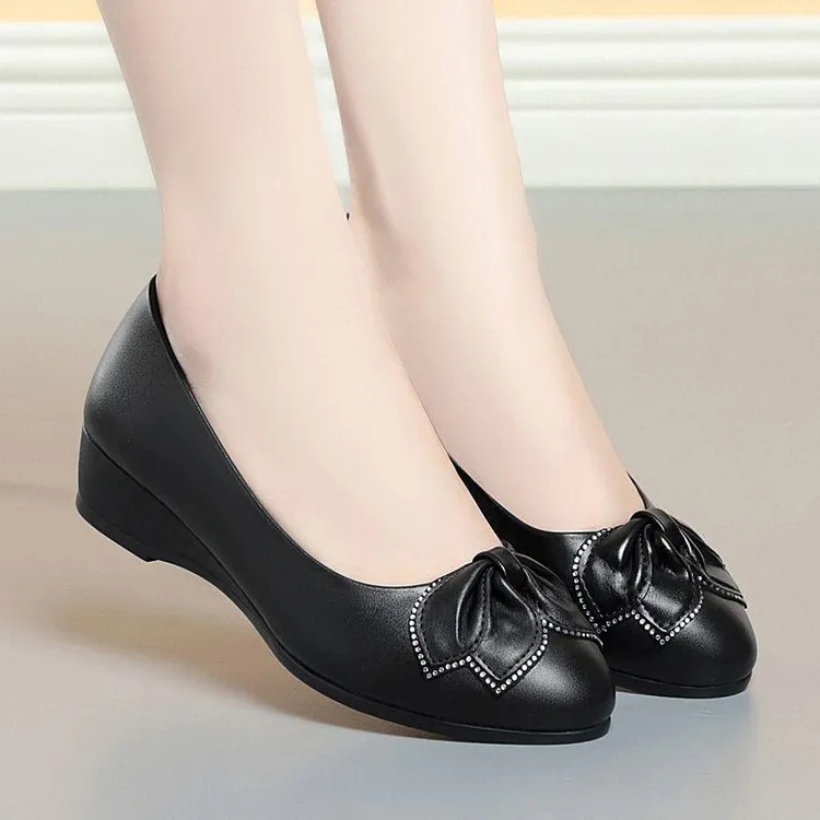 品牌2025春秋新款粗跟中跟真软皮单鞋女浅口圆头高跟职业休闲女鞋