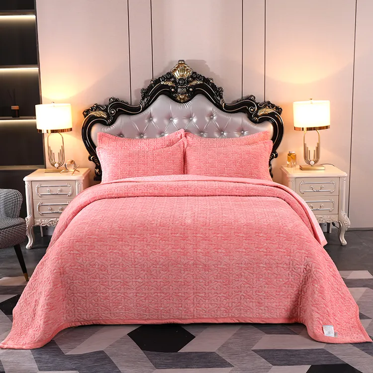 新款冬天加厚梦幻空间色织牛奶绒直边床盖绗夹棉牛奶防滑榻榻米