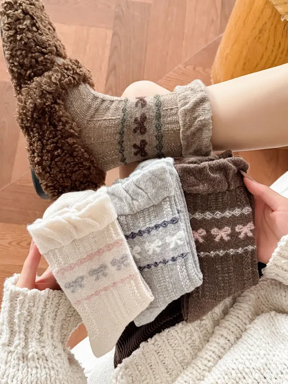【温柔织物】无骨绵羊毛|秋冬保暖百搭ins费尔岛森系花边韩系中筒袜