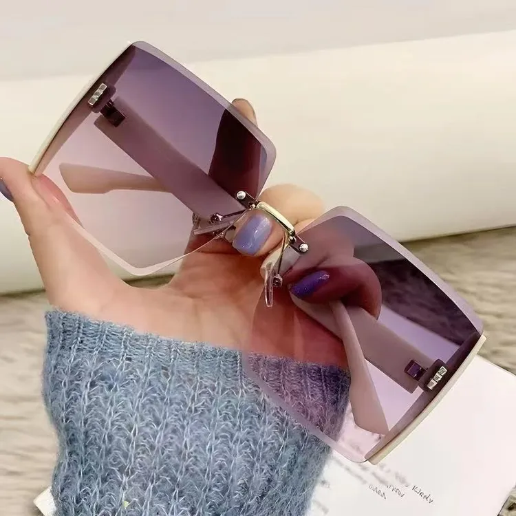 网红素颜无框太阳镜防紫外线遮阳防晒显脸小女墨镜潮流大框渐变色