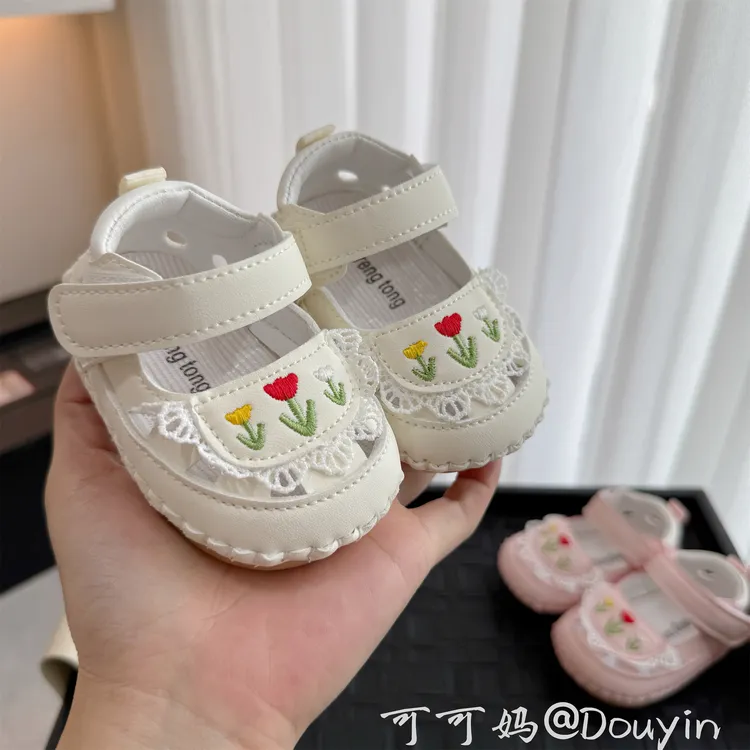 一岁女宝宝夏季公主学步鞋软底小月龄婴儿凉鞋包头防踢婴幼儿鞋子
