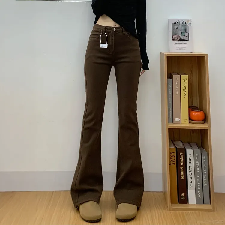 美拉德咖色微喇牛仔裤女秋季新款胖妹妹mm梨形身材高腰弹力喇叭裤