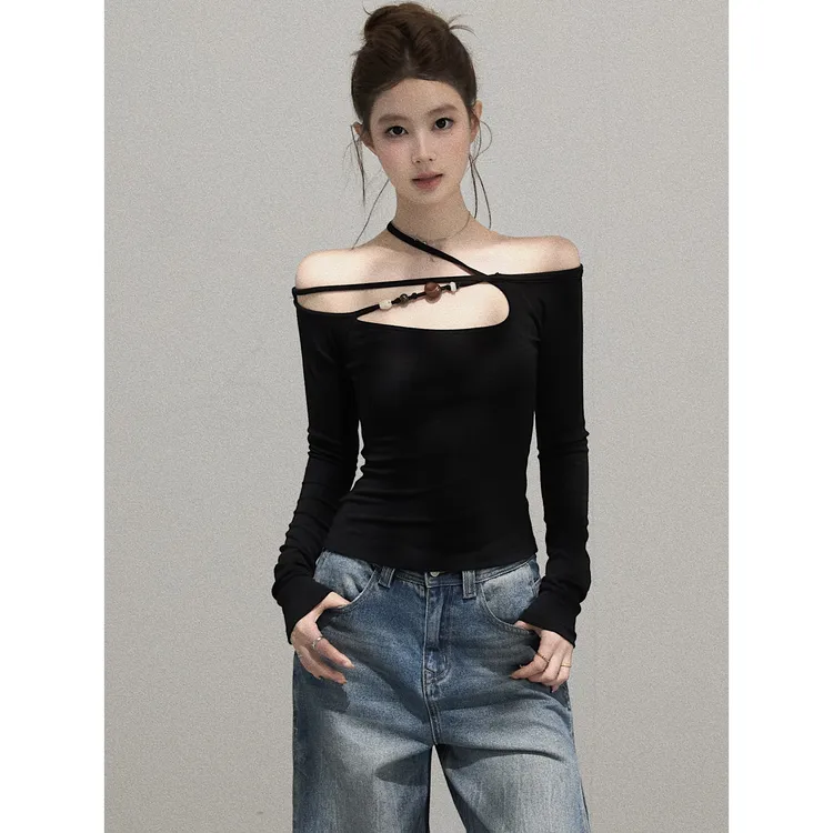 【谢不肉】一字肩串珠不规则长袖T恤女秋设计感收腰显瘦上衣50405