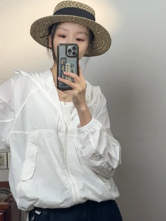 100%锦纶防晒衣轻薄透气女短款长袖连帽夏季短外套上衣外套防晒衫