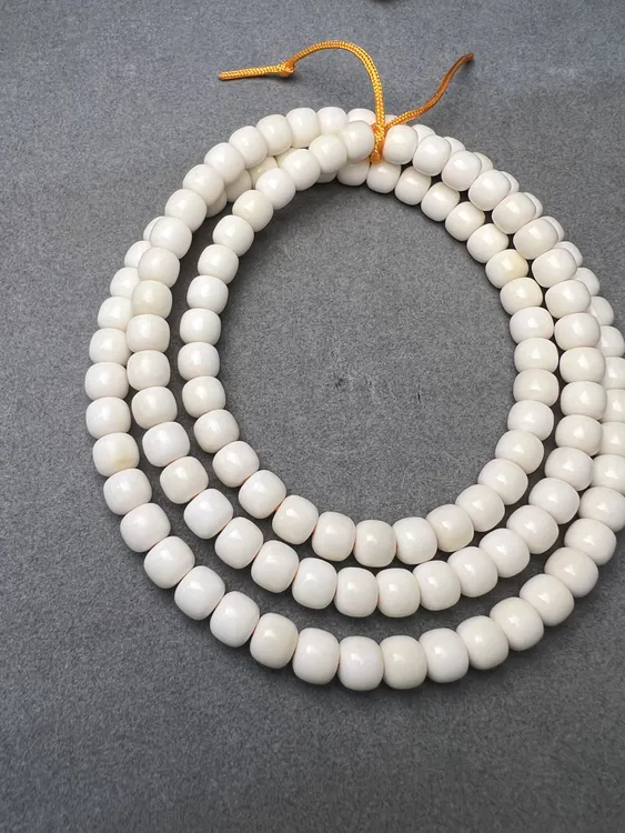 纯天然白玉菩提卡8老型脖挂108颗