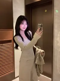 【肉肉】纯欲显瘦大圆领条纹T恤女2025新款高弹力打底内搭上衣百搭