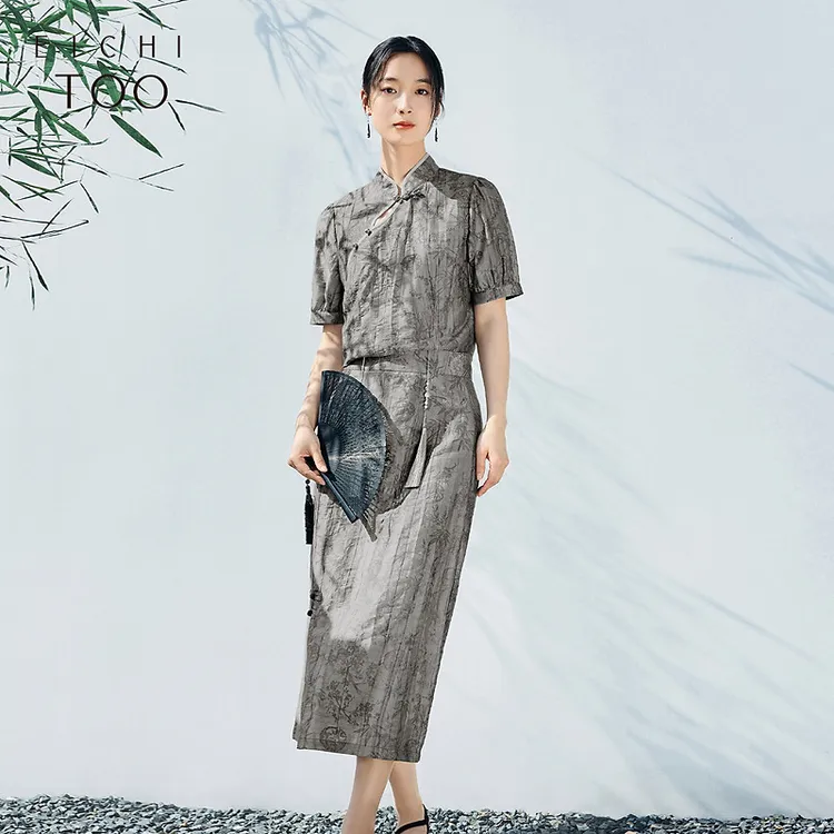 爱居兔夏季新款花卉提花中国风短袖T恤半身裙套装ETEBJ2P008A