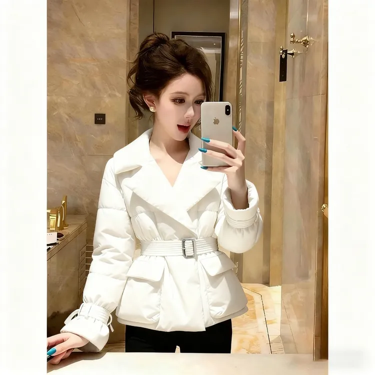 保暖棉服女款2025新款冬超好看轻奢高端气质收腰加厚白色棉衣外套